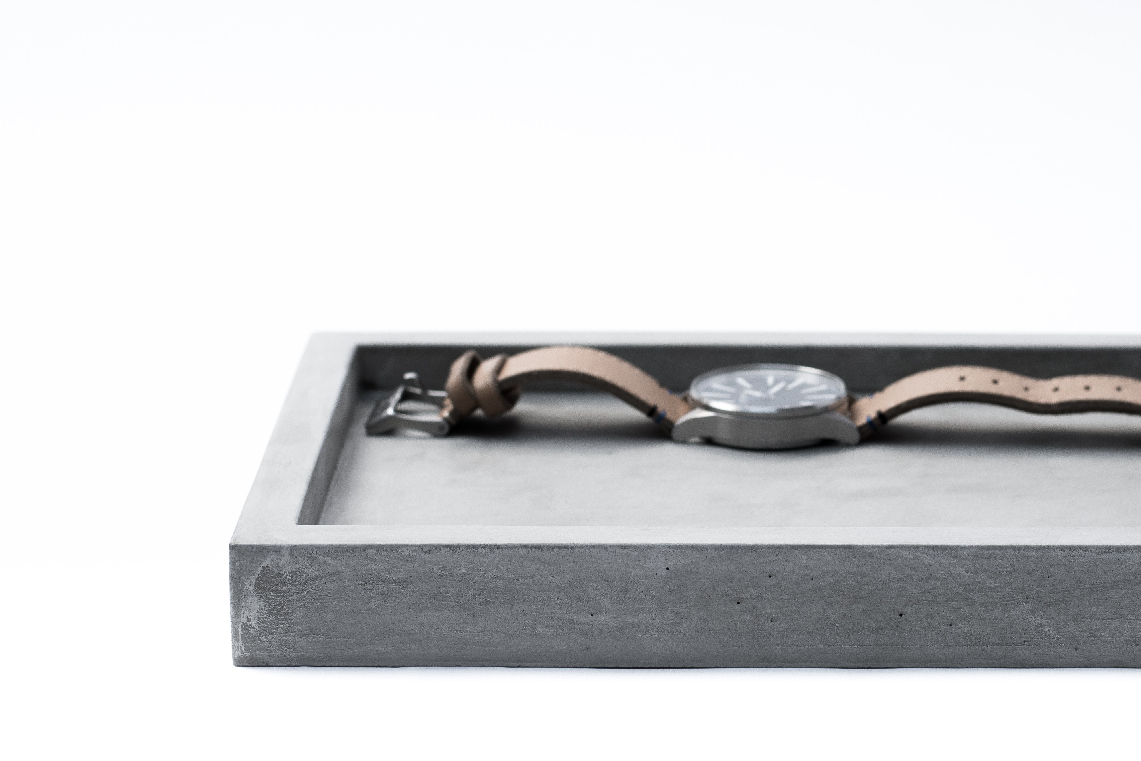 Concrete Valet Tray Komolab